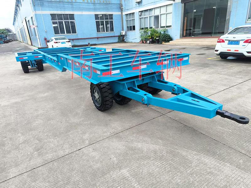 30吨4米宽骨架式重型平板拖车