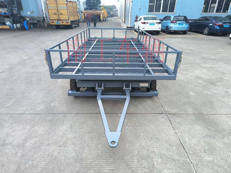 4吨骨架式牵引平板拖车 带下翻护栏工具拖车