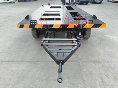 10吨预制方舱平板拖车 拖车底盘4I.jpg