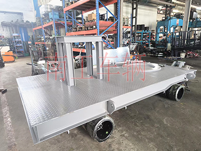 5吨牵引平板拖车 带上装架2I.jpg