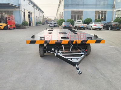 10.5吨牵引箱变平板拖车（预制舱拖车）3I.jpg